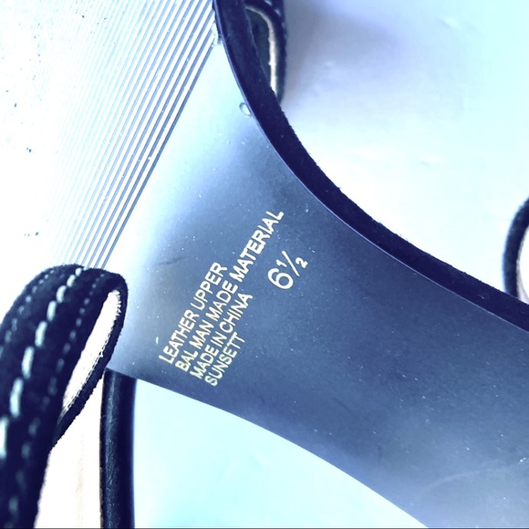 Steve Madden Black Suede Fringe Pumps Size 6 1/2 - Picture 11 of 11